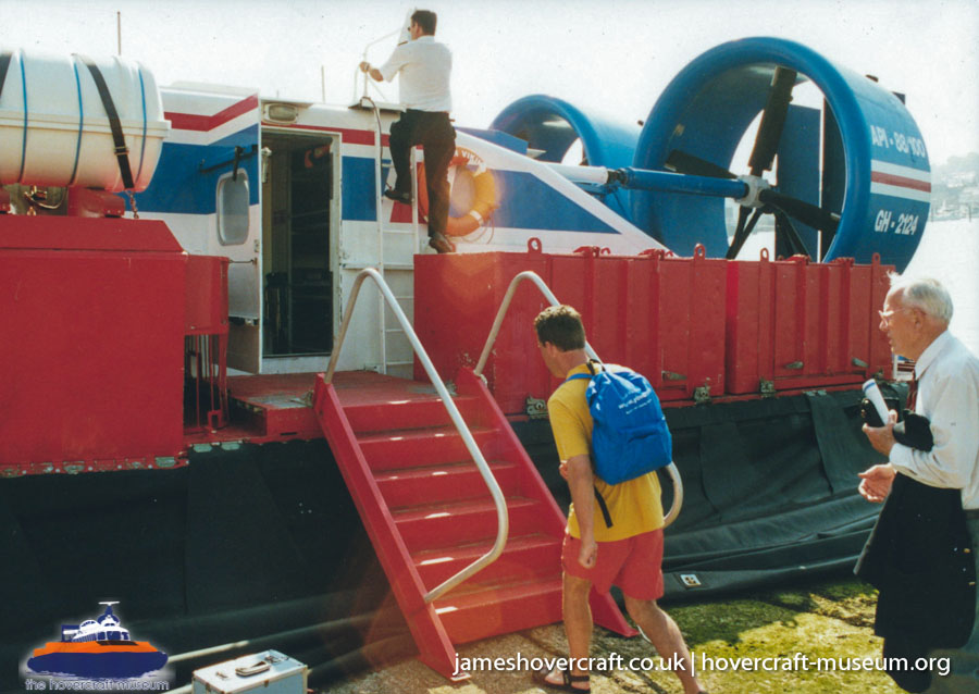 AP1-88 hovercraft promotional day by BHC -  (credit: The <a href='http://www.hovercraft-museum.org/' target='_blank'>Hovercraft Museum Trust</a>).